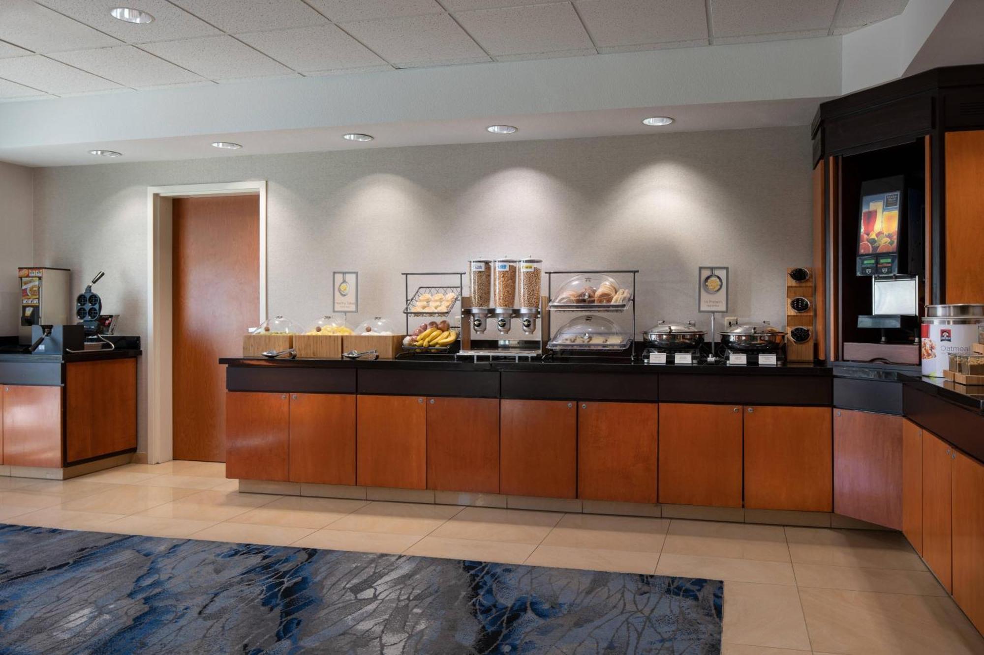 Fairfield Inn & Suites Redding Exteriör bild